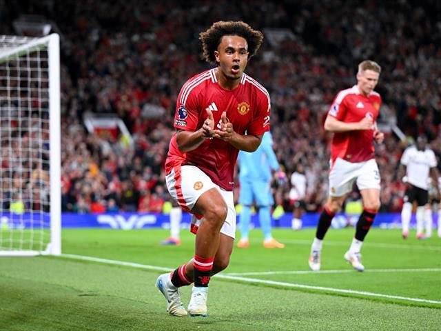 罗马方面正, 汉姆联冬窗, 看英超 罗马方面正, 汉姆联冬窗, 看英超